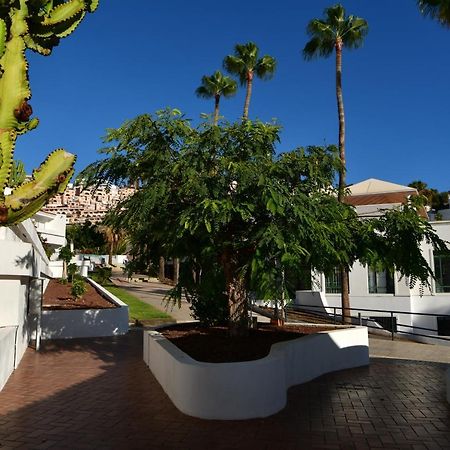 אדחה Luxury Apartment In Island Village מראה חיצוני תמונה
