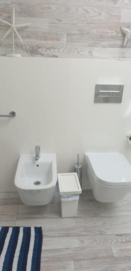 אדחה Luxury Apartment In Island Village מראה חיצוני תמונה