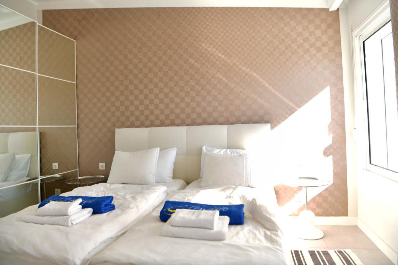 אדחה Luxury Apartment In Island Village מראה חיצוני תמונה