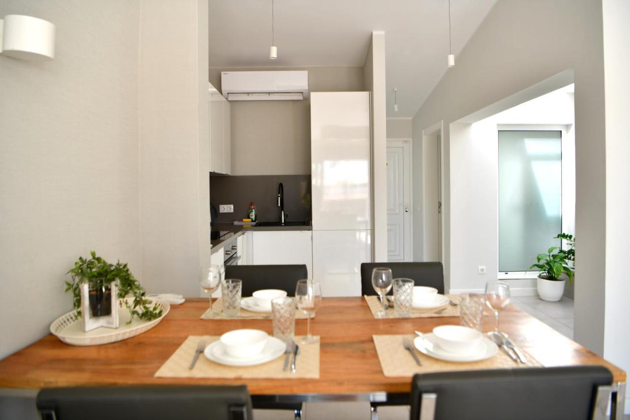 אדחה Luxury Apartment In Island Village מראה חיצוני תמונה